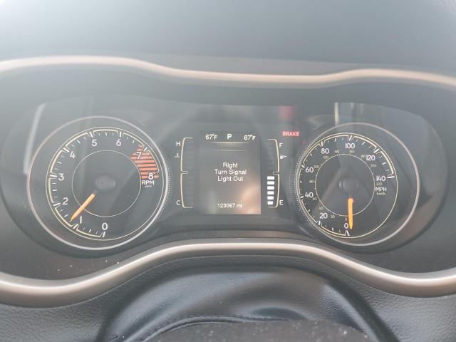 1C4PJMCS5GW310068 - 2016 JEEP CHEROKEE LATITUDE BLACK photo 9