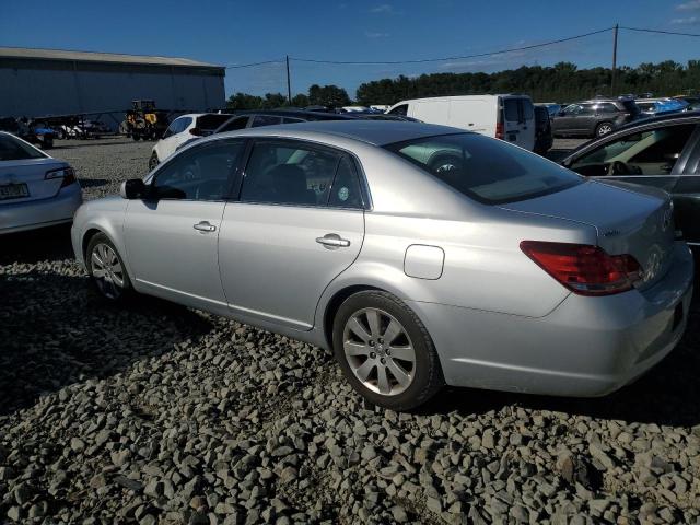 4T1BK36B75U032324 - 2005 TOYOTA AVALON XL 银色 照片 2