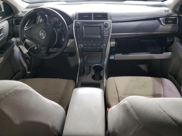 4T4BF1FK9FR454904 - 2015 TOYOTA CAMRY LE SILVER photo 8