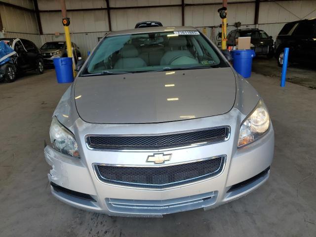 1G1ZB5E09CF177289 - 2012 CHEVROLET MALIBU LS 银色 照片 5