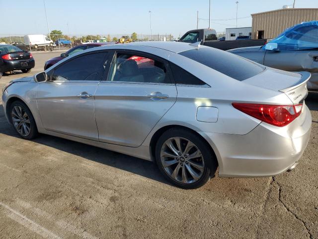 5NPEC4AC7DH622553 - 2013 HYUNDAI SONATA SE SILVER photo 2