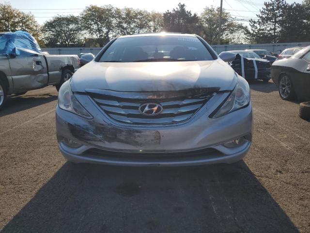 5NPEC4AC7DH622553 - 2013 HYUNDAI SONATA SE SILVER photo 5