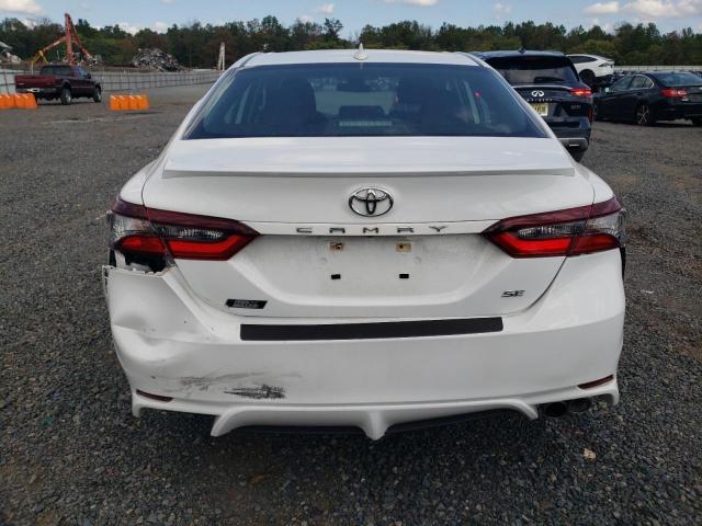 4T1G11AK9PU819489 - 2023 TOYOTA CAMRY SE NIGHT SHADE WHITE photo 6