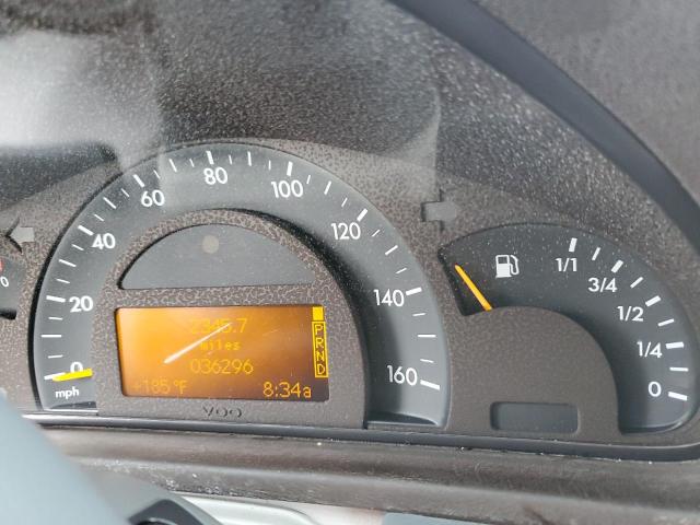 WDBRF64JX2E005092 - 2002 MERCEDES-BENZ C 320 银色 照片 9