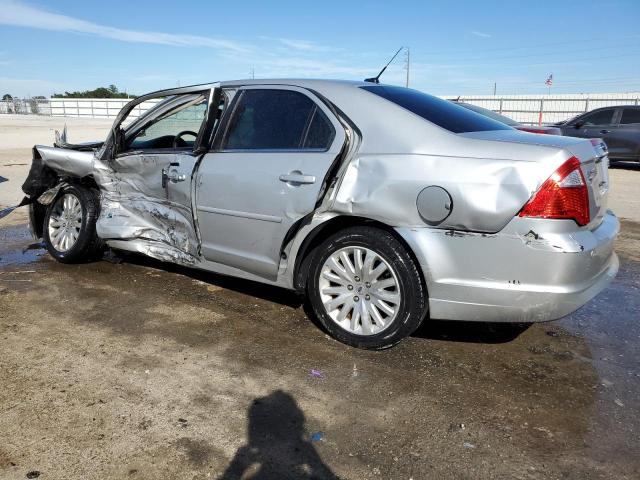 3FADP0L33AR150873 - 2010 FORD FUSION HYBRID SILVER photo 2