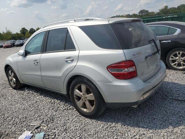4JGBB75E16A011037 - 2006 MERCEDES-BENZ ML 500 SILVER photo 2