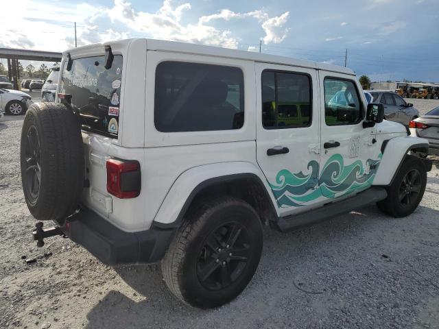 1C4HJXEN0LW199758 - 2020 JEEP WRANGLER UNLIMITED SAHARA WHITE photo 3