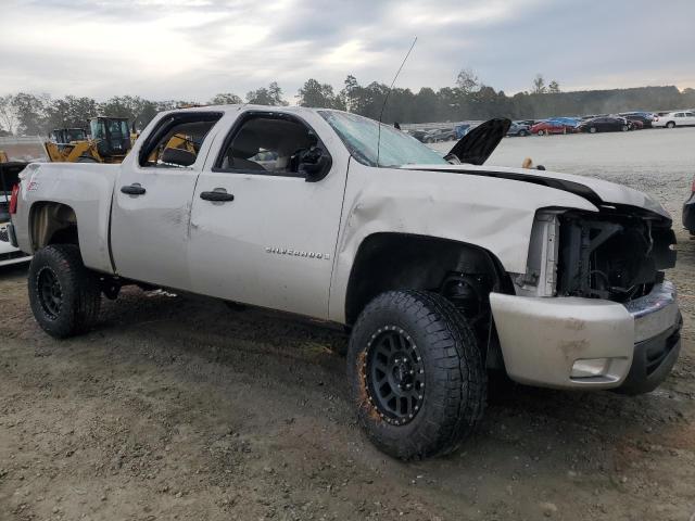 2GCEK13M371526643 - 2007 CHEVROLET SILVERADO K1500 CREW CAB SILVER photo 4