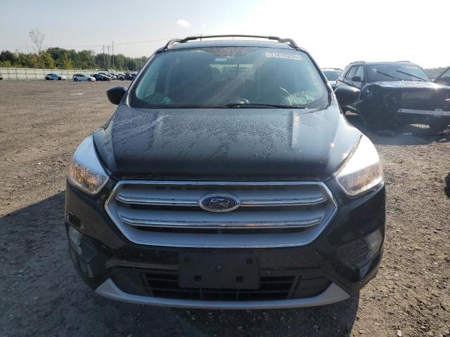 1FMCU9GDXJUB80723 - 2018 FORD ESCAPE SE შავი ფოტო 5