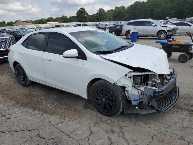 5YFBURHE8JP805933 - 2018 TOYOTA COROLLA L 白色 照片 4