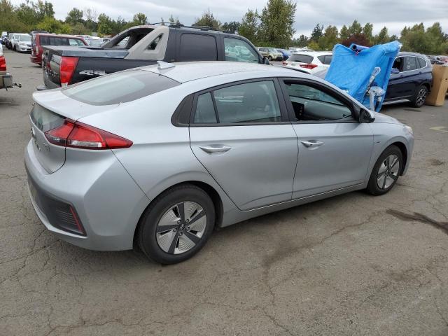 KMHC65LC2LU186115 - 2020 HYUNDAI IONIQ BLUE SILVER photo 3