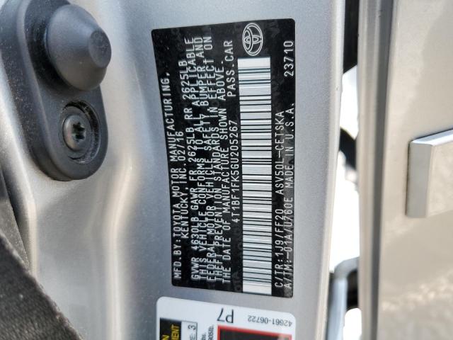 4T1BF1FK5GU205267 - 2016 TOYOTA CAMRY LE SILVER photo 12