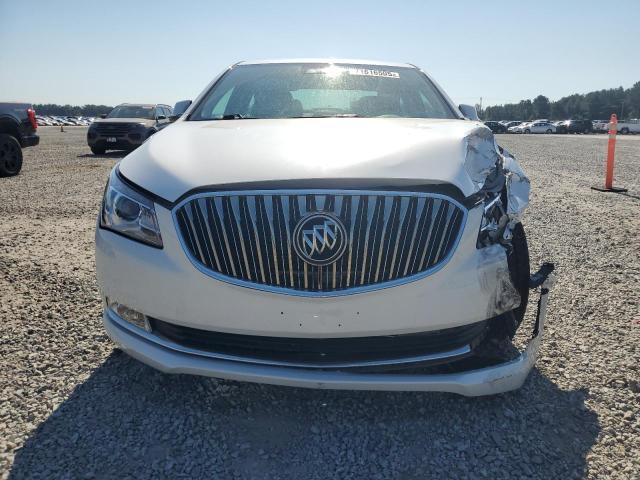 1G4GB5G35GF113838 - 2016 BUICK LACROSSE WHITE photo 5