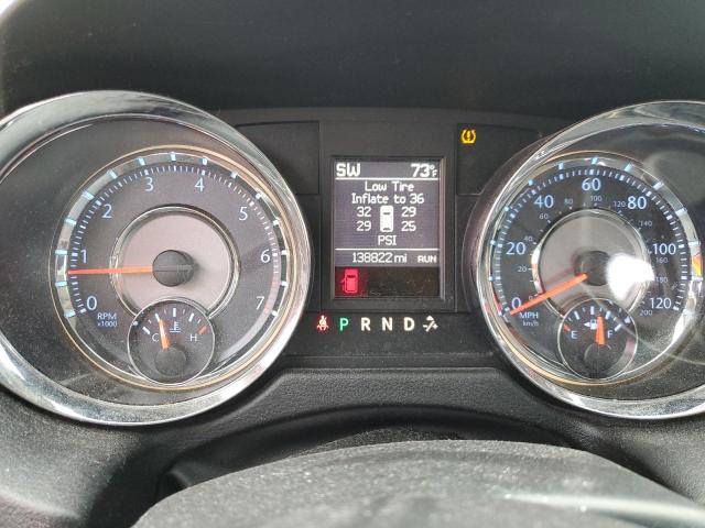 2C4RC1CG4ER330069 - 2014 CHRYSLER TOWN & COU TOURING L WHITE photo 9