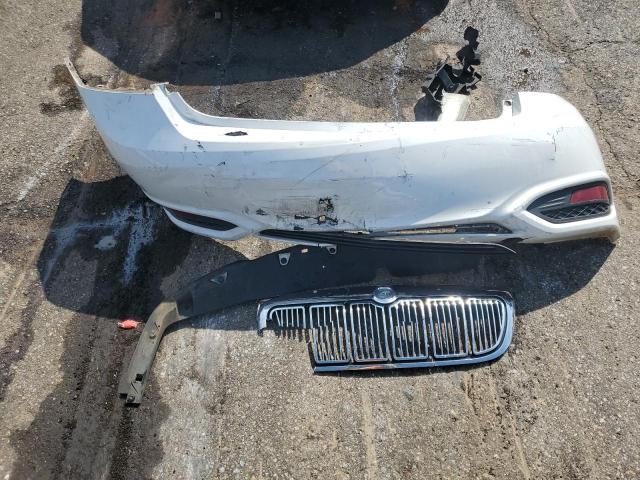 19UDE2F30GA023431 - 2016 ACURA ILX BASE WATCH PLUS WHITE photo 12