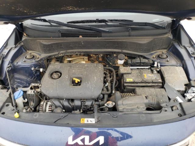 KNDEU2AA6N7295598 - 2022 KIA SELTOS S BLUE photo 11