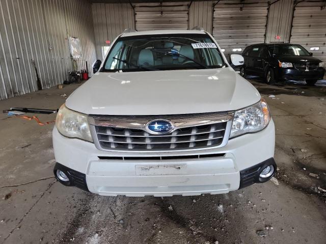 JF2SHAGC1CH418274 - 2012 SUBARU FORESTER TOURING Белый фото 5