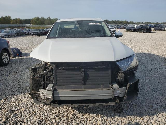WA1LAAF78KD004789 - 2019 AUDI Q7 PREMIUM PLUS WHITE photo 5