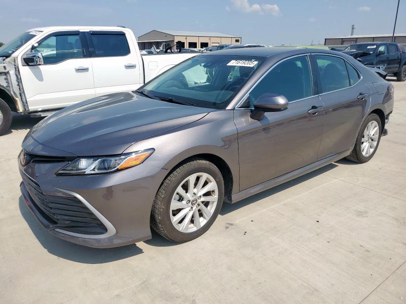 2022 TOYOTA CAMRY LE, 