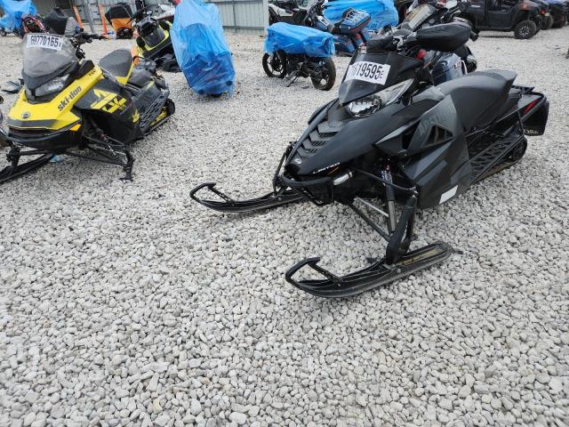4UF13SNW1DT113554 - 2013 ARCTIC CAT ARTIC CAT Черный фото 2