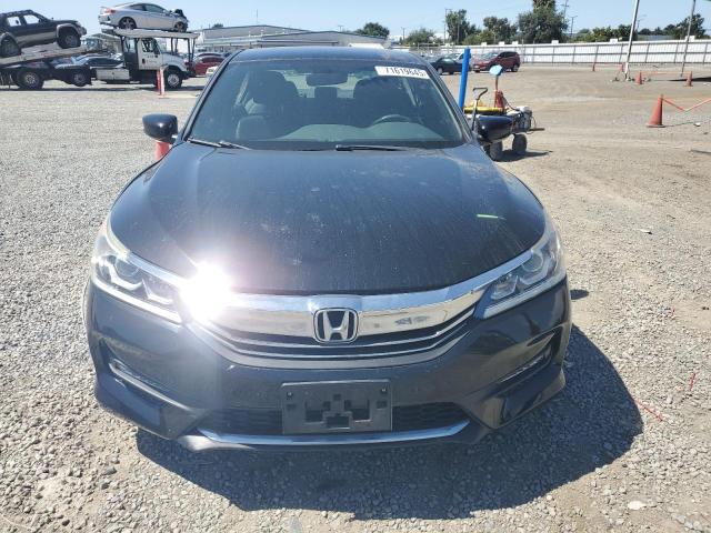 1HGCR2F50HA072423 - 2017 HONDA ACCORD SPORT BLACK photo 5