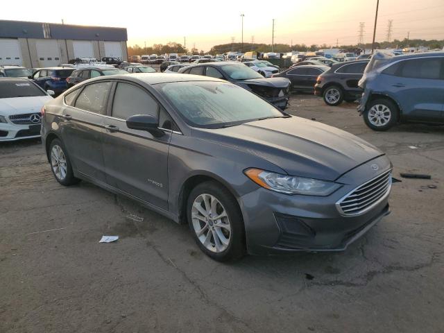 3FA6P0LU4KR176739 - 2019 FORD FUSION SE Серый фото 4