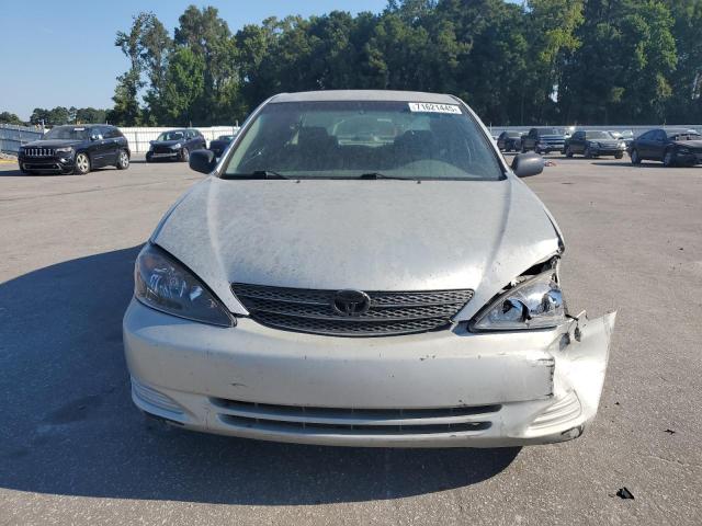 4T1BF32K24U584130 - 2004 TOYOTA CAMRY LE GRAY photo 5