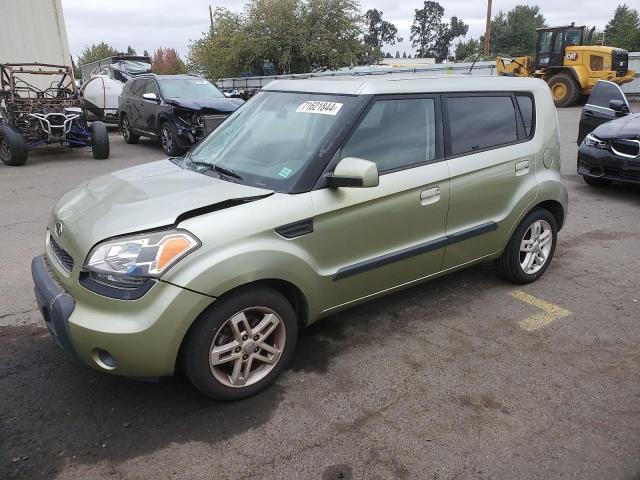 KNDJT2A27A7089288 - 2010 KIA SOUL + GREEN photo 1
