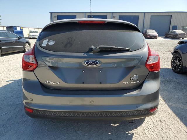 1FAHP3N27CL330429 - 2012 FORD FOCUS TITANIUM GRAY photo 6