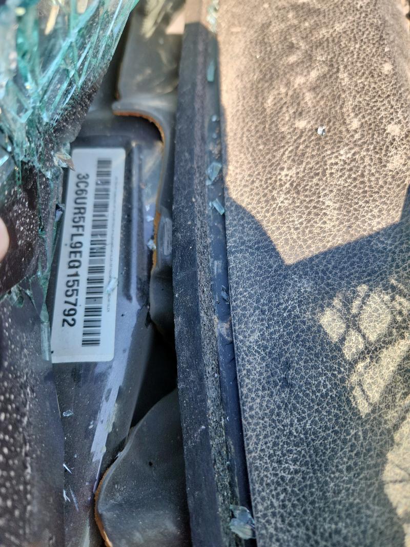 3C6UR5FL9EG155792 - 2014 RAM 2500 LARAMIE Szary zdjęcie 13