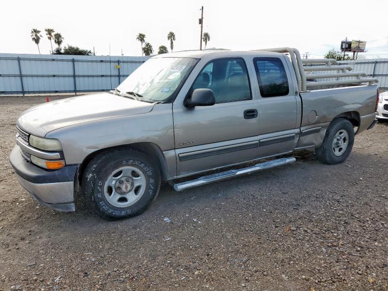 2001 CHEVROLET SILVERADO C1500, 