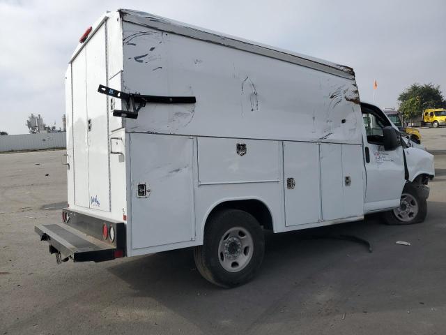 1GB0GRF74P1259443 - 2023 CHEVROLET EXPRESS G3 WHITE photo 3