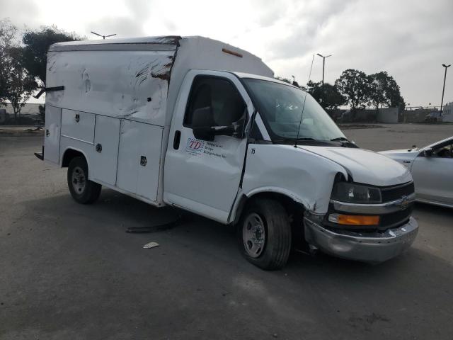 1GB0GRF74P1259443 - 2023 CHEVROLET EXPRESS G3 WHITE photo 4