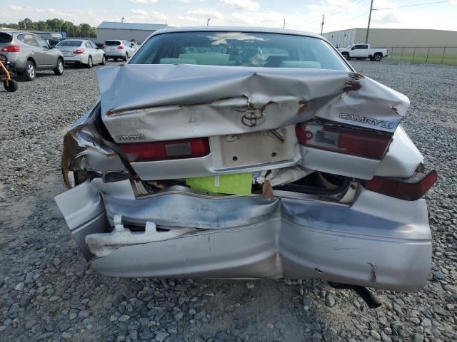 4T1BG22K8WU355137 - 1998 TOYOTA CAMRY CE SILVER photo 6