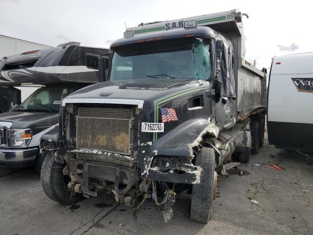 4V5K99GH27N449885 - 2007 VOLVO VHD BLACK photo 2