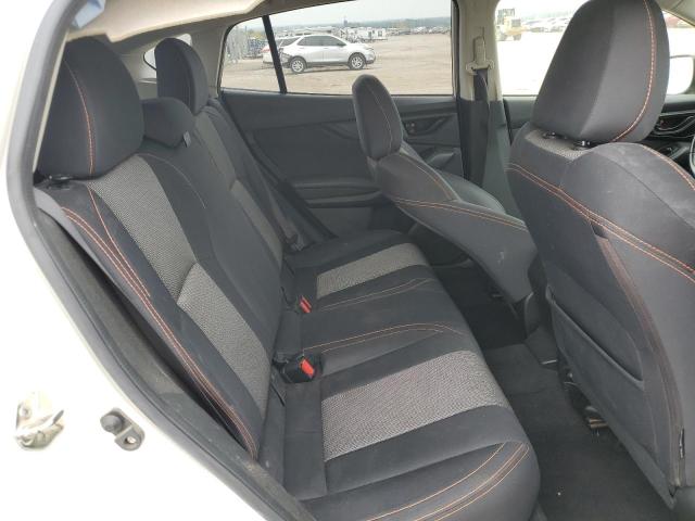 JF2GTADC0JH240475 - 2018 SUBARU CROSSTREK PREMIUM Beyaz fotoğraf 11