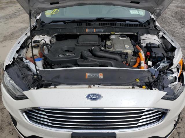3FA6P0LU9KR129884 - 2019 FORD FUSION SE 白色 照片 11