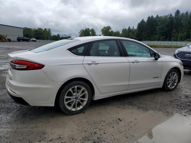 3FA6P0LU9KR129884 - 2019 FORD FUSION SE 白色 照片 3