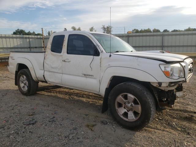 5TEUU42N56Z232530 - 2006 TOYOTA TACOMA SR5 ACCESS CAB WHITE photo 4