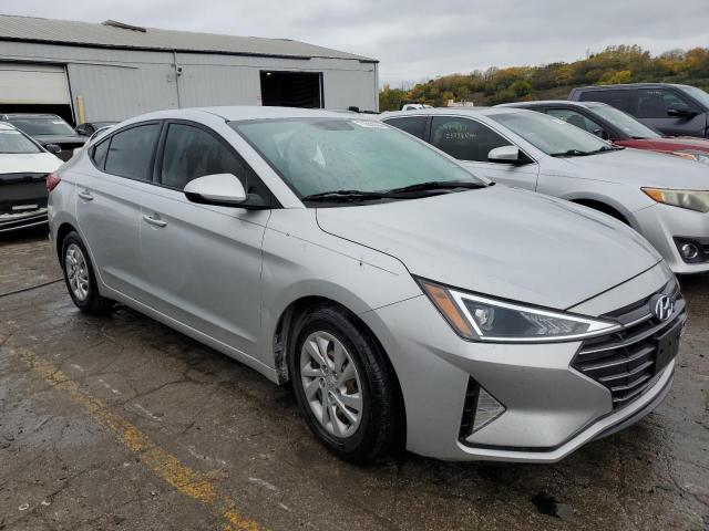 5NPD74LF5KH495029 - 2019 HYUNDAI ELANTRA SE SILVER photo 4