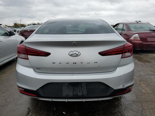 5NPD74LF5KH495029 - 2019 HYUNDAI ELANTRA SE SILVER photo 6