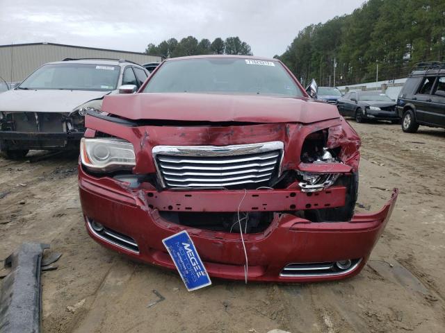 2C3CCACG1CH256607 - 2012 CHRYSLER 300 LIMITED RED photo 5