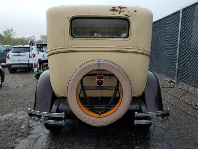 1108242 - 1929 CHEVROLET SEDAN CREAM photo 6