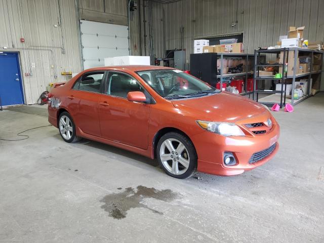 2T1BU4EE2DC088098 - 2013 TOYOTA COROLLA BASE ORANGE photo 4