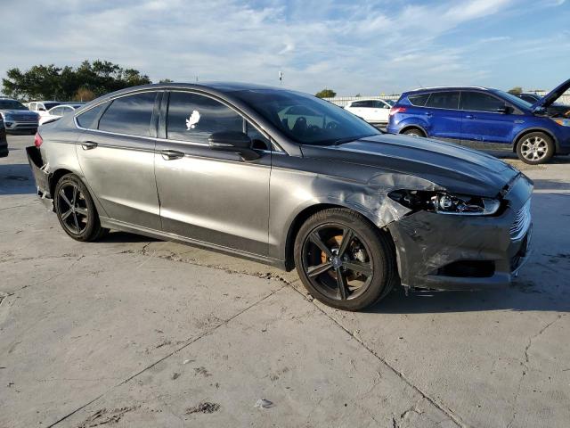 3FA6P0H72GR360166 - 2016 FORD FUSION SE GRAY photo 4