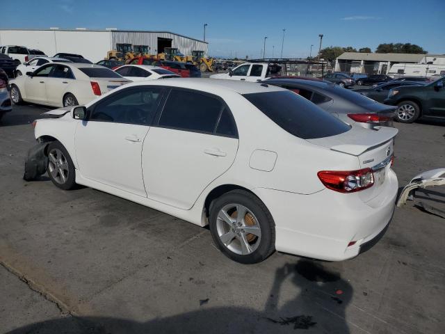 2T1BU4EE5BC633675 - 2011 TOYOTA COROLLA BASE 白色 照片 2