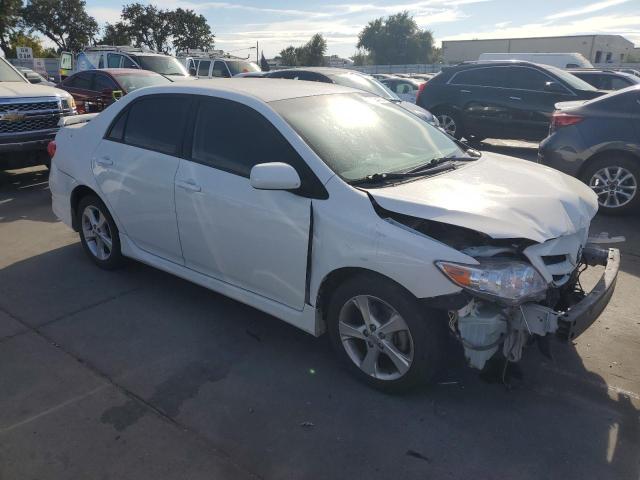 2T1BU4EE5BC633675 - 2011 TOYOTA COROLLA BASE 白色 照片 4