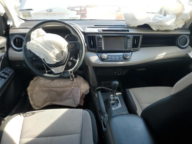 2T3WFREV2GW270869 - 2016 TOYOTA RAV4 XLE SILVER photo 8