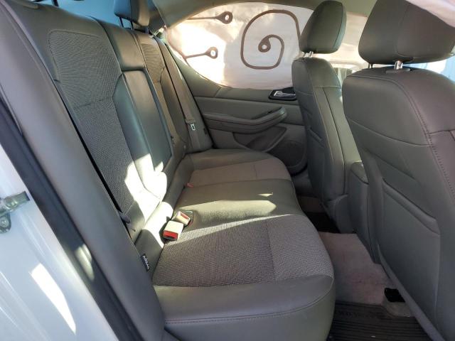 1G11C5SL0FU150751 - 2015 CHEVROLET MALIBU 1LT WHITE photo 10