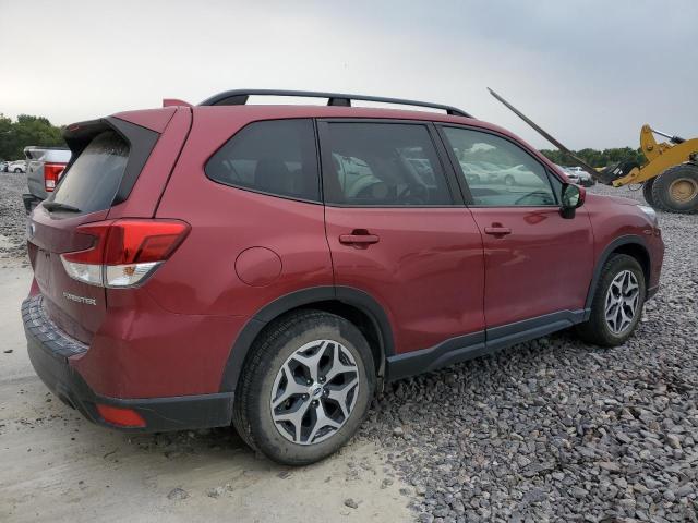 JF2SKAJC7MH410451 - 2021 SUBARU FORESTER PREMIUM MAROON photo 3